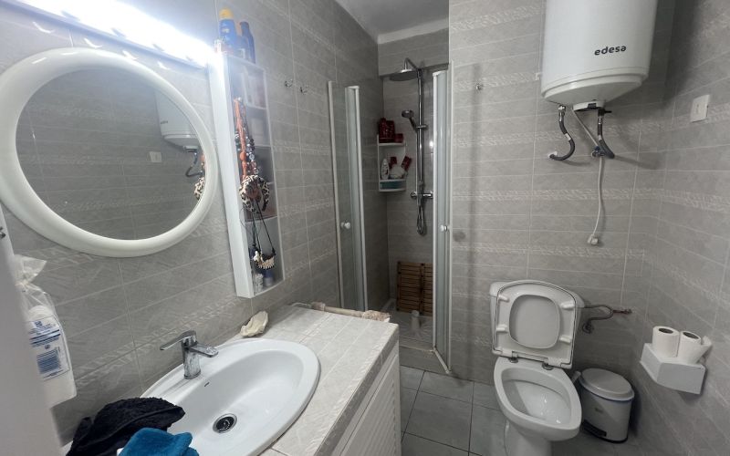 APARTAMENTO CON TERRAZA GRANDE Y ESPECTACULARES VISTAS AL MAR