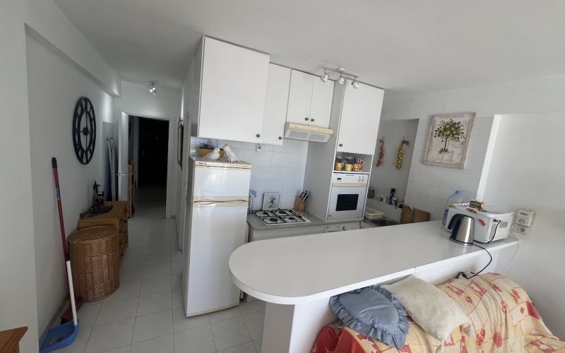 APARTAMENTO CON TERRAZA GRANDE Y ESPECTACULARES VISTAS AL MAR