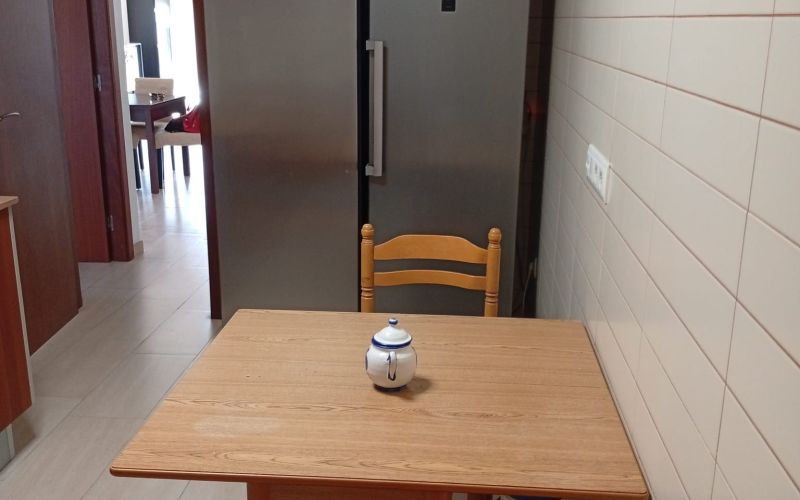 PAREADO DE 3 HABITACIONES CON SOLARIUM EN EL CENTRO DE SAN JOSÉ PUEBLO