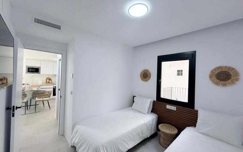 ESPECTACULAR PLANTA BAJA CERCA DE LA PLAYA