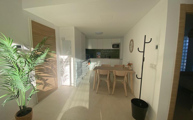 PLANTA BAJA  A ESTRENAR MUY CERCA  DE LA PLAYA