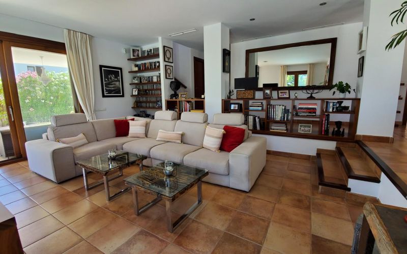 ¡¡OPORTUNIDAD!! SE VENDE PRECIOSA CASA EN CALA DE BOU